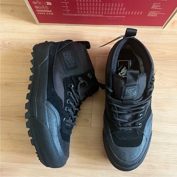 VANS Mte Half Cab Gore-tex Shoes
Black Women 8.5 US Mens 7.0US - Picture 8 of 14